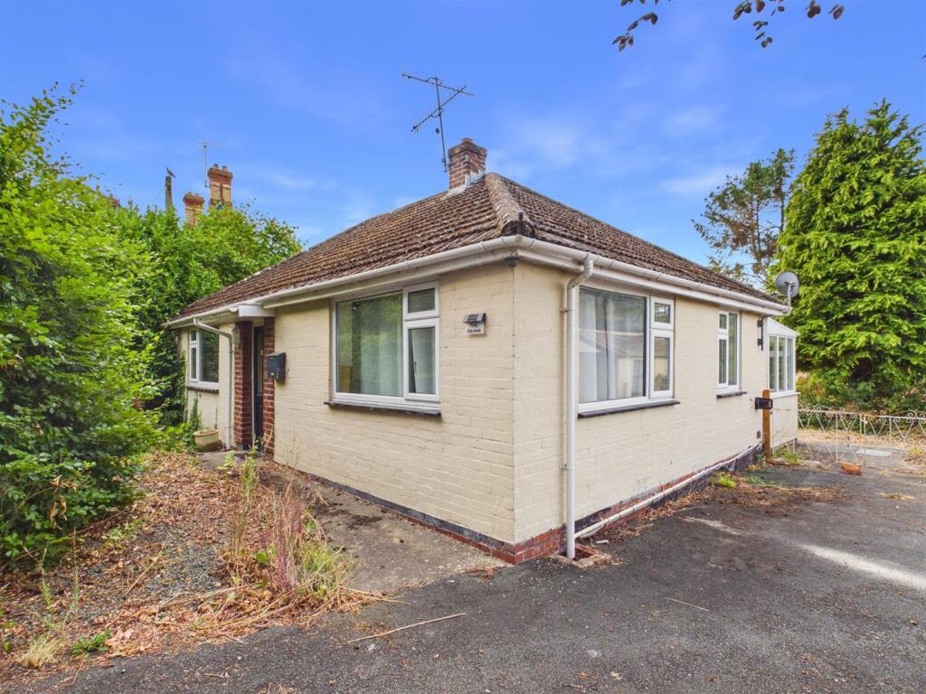 Main image of property: Criggion Lane, Trewern, Welshpool