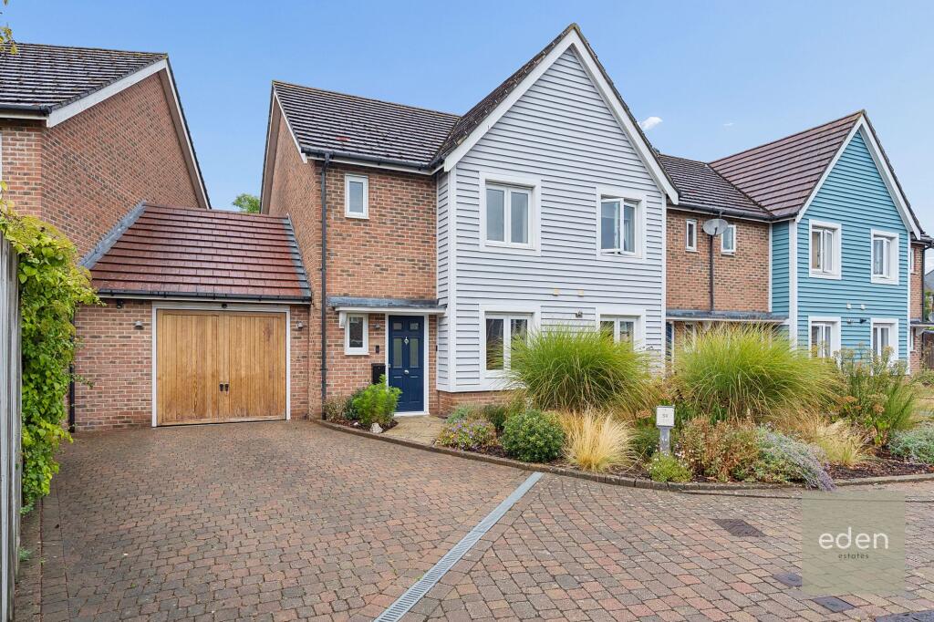 Main image of property: The Rushes, Larkfield, ME20