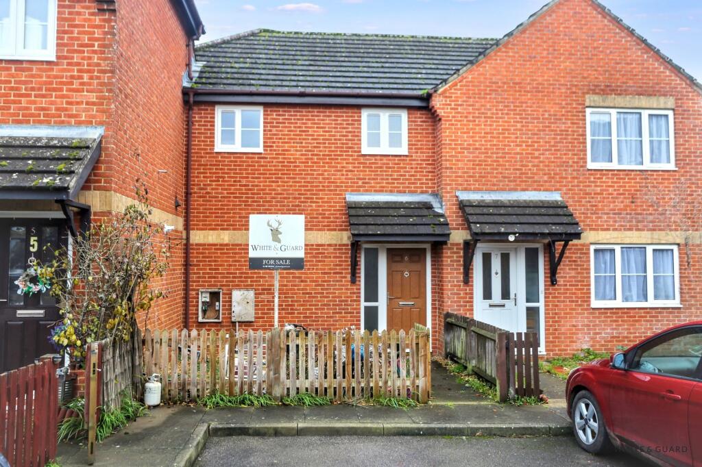 6 Weeks Court, Shore Lane, Bishops Waltham, Southampton, SO32 1SP photo 2