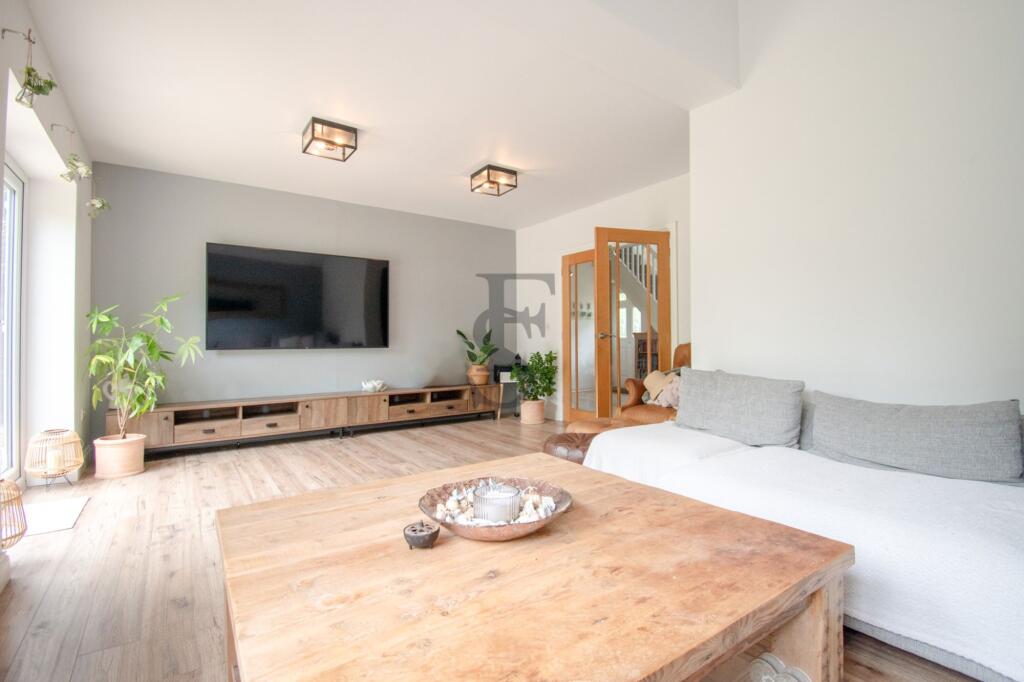 House in Harborough, Stoughton - More