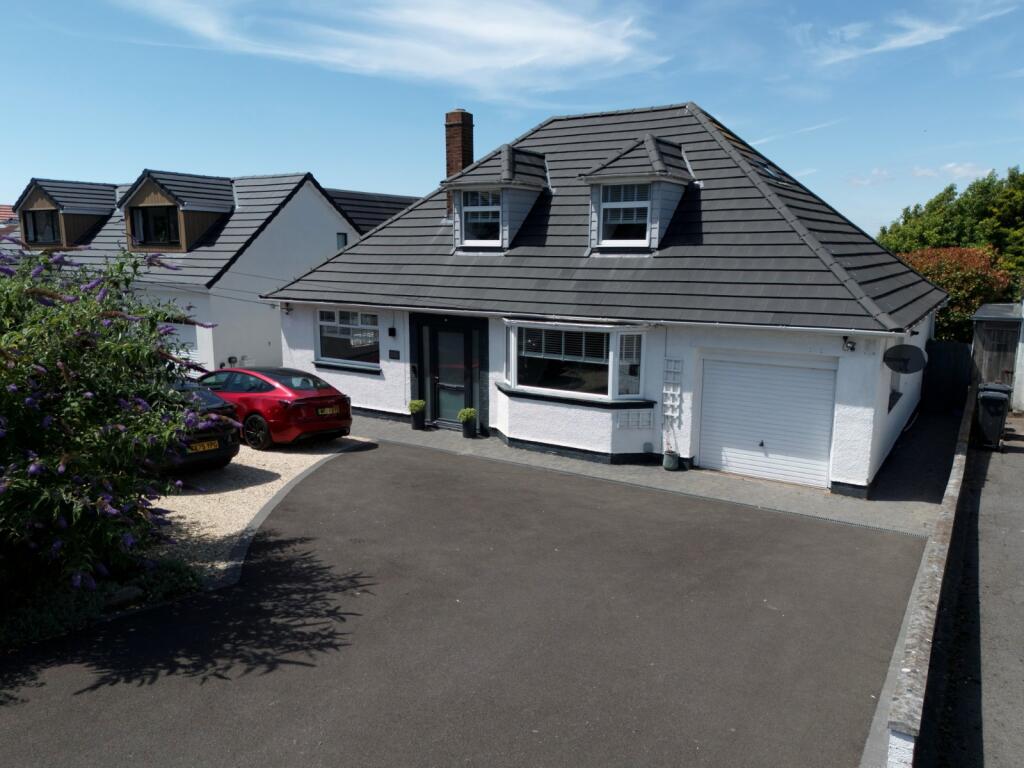 Main image of property: Down Road, Portishead, Bristol, Somerset, BS20