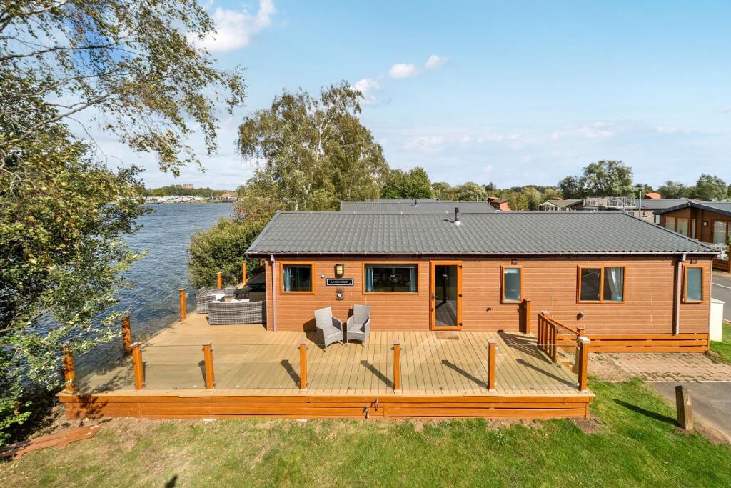 Main image of property: Sleaford Road, Tattershall, Lincoln