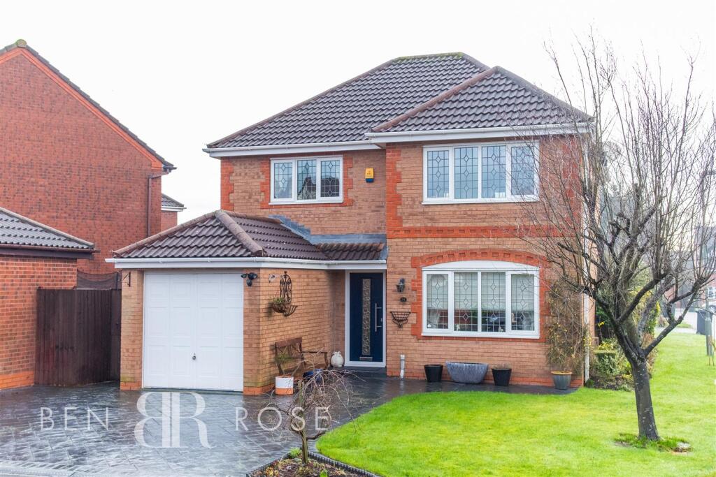 Main image of property: Fareham Close, Walton-Le-Dale, Preston