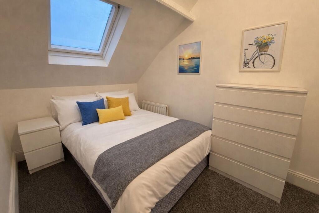 Main image of property: Room C, Westgate Road, Newcastle upon Tyne