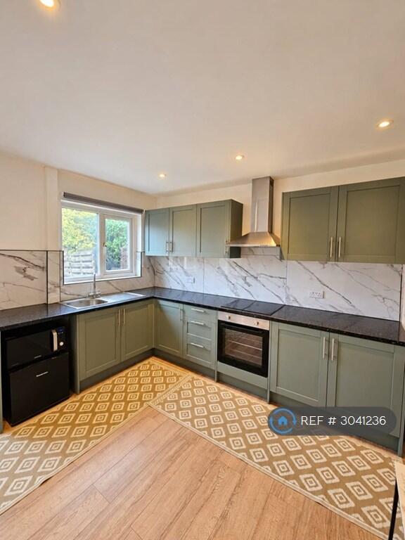 House in Preston - View 4