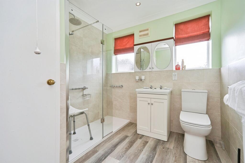 House in Leeds, West Yorkshire - More