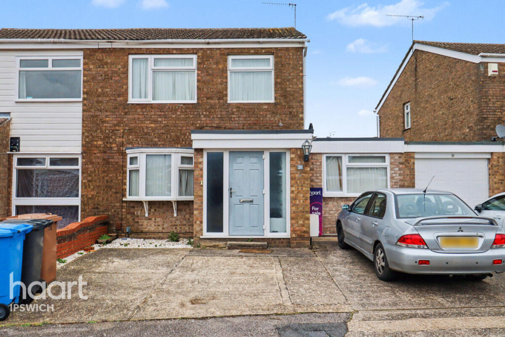 Main image of property: Maycroft Close, Ipswich