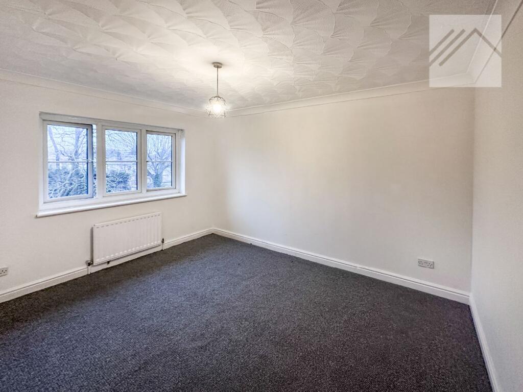 Apartment in Thurrock, Essex - More