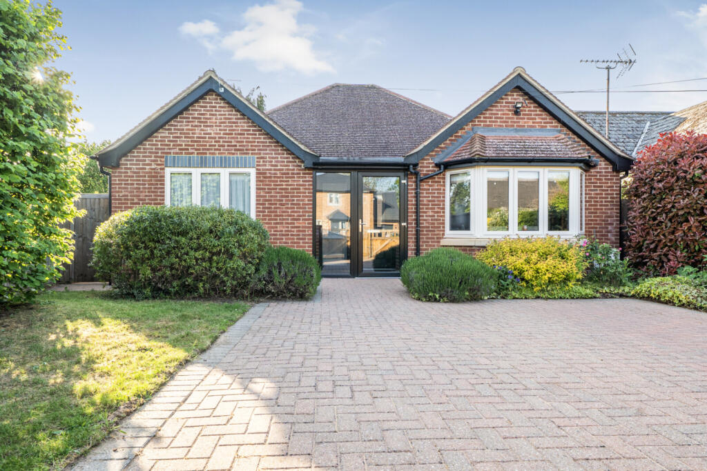 Main image of property: Wood Lane, Sonning Common, Reading, Oxfordshire, RG4