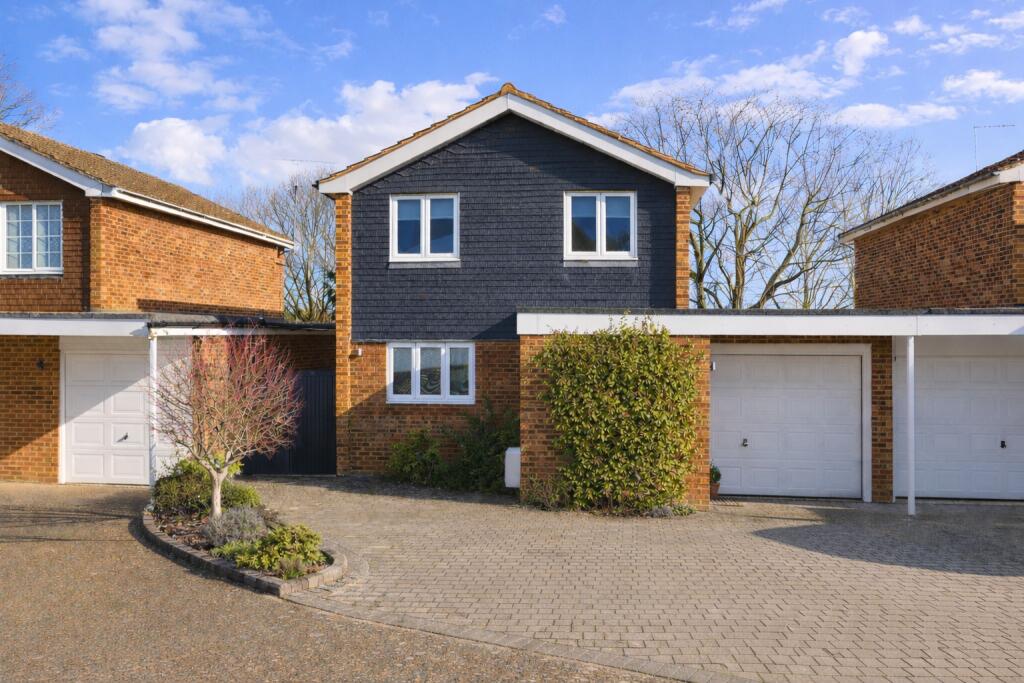 Main image of property: Stanton Close, St. Albans, Hertfordshire, AL4