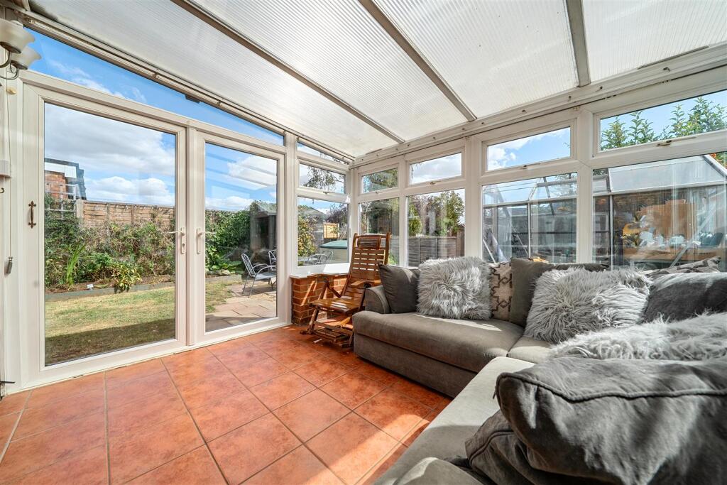 House in Clapham - View 4