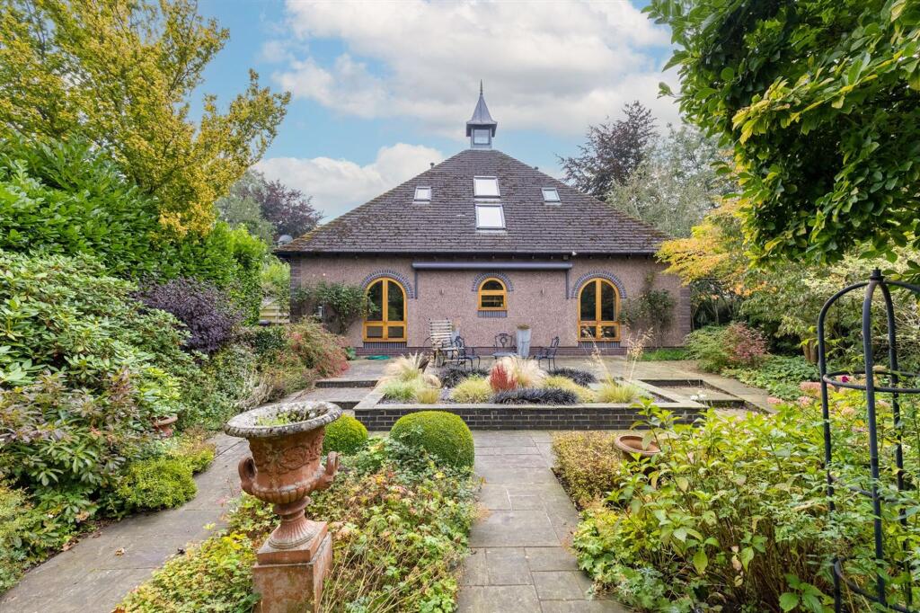 4-bed house on Monks Lane, Audlem, CW3, £775,000
