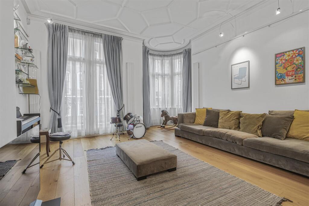 Prince Edward Mansions, Bayswater, W2 photo 3