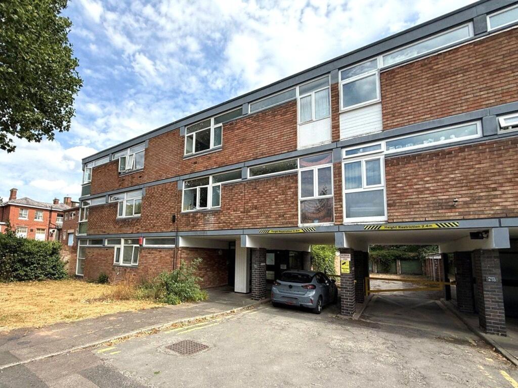 Main image of property: The Lindens, Newbridge Crescent, Wolverhampton, West Midlands, WV6
