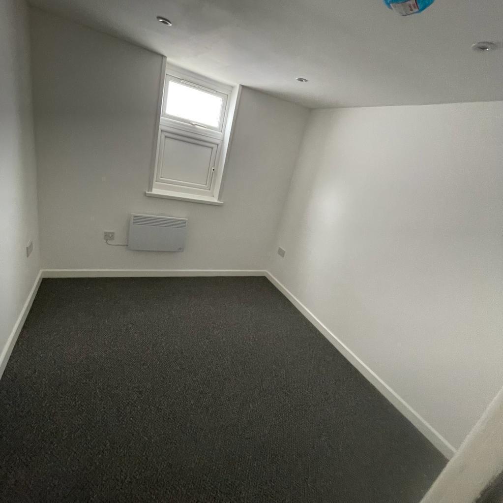 Apartment in Cardiff - View 3