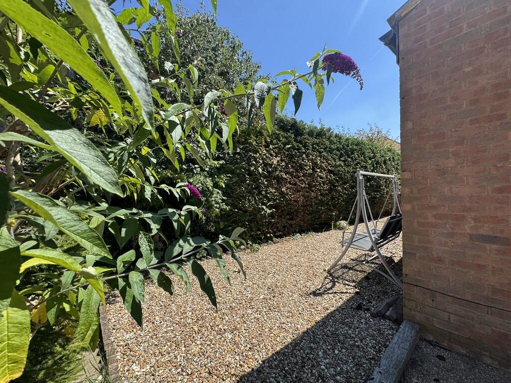 House in Stevenage - More