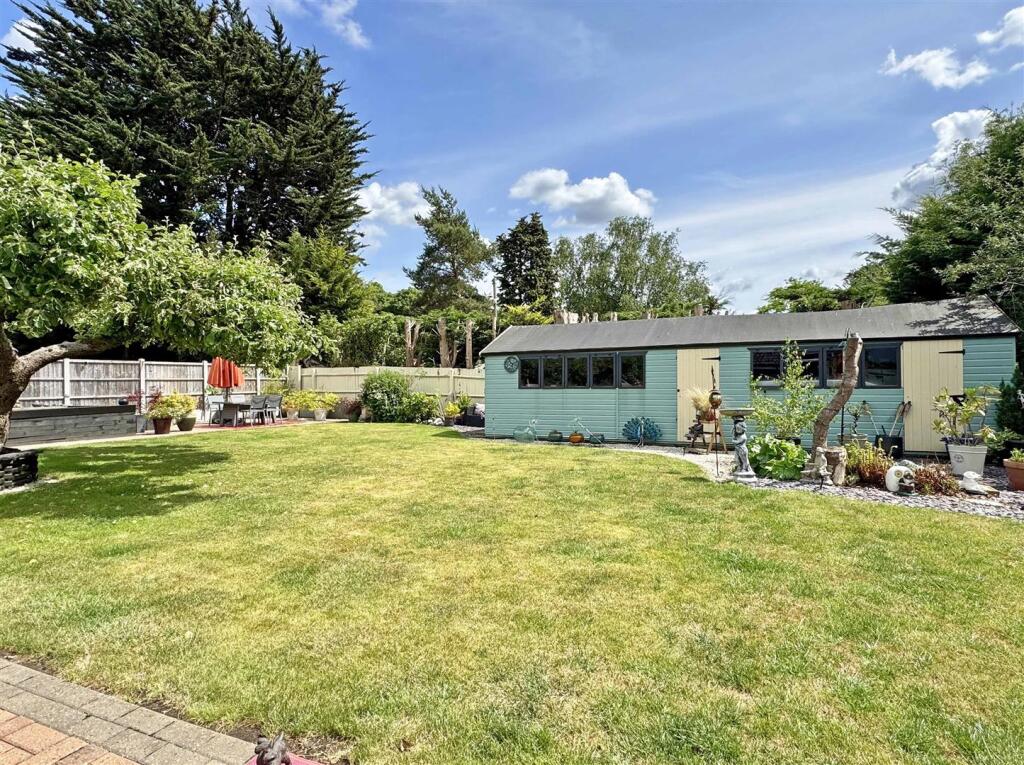 House in Chelmsford - View 4