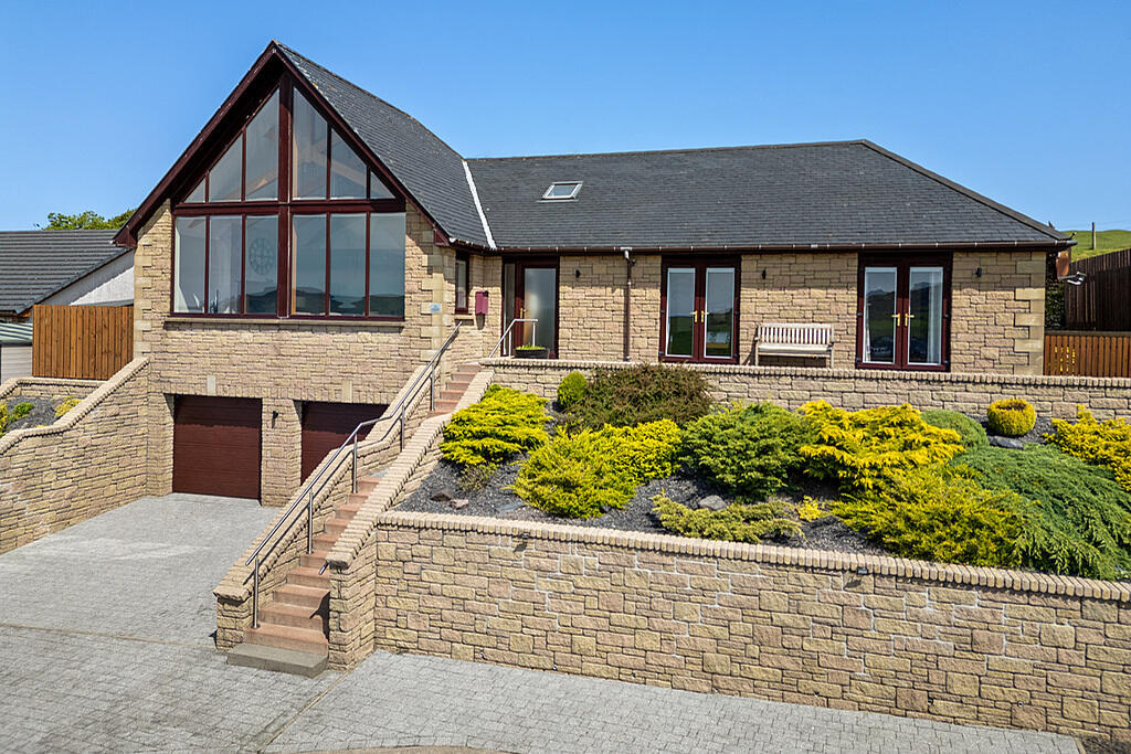 3-bed house on Craigowan Crescent, Campbeltown, £400,000
