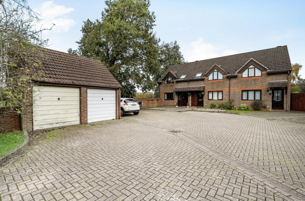 Main image of property: The Fieldings, Woking, Surrey, GU21