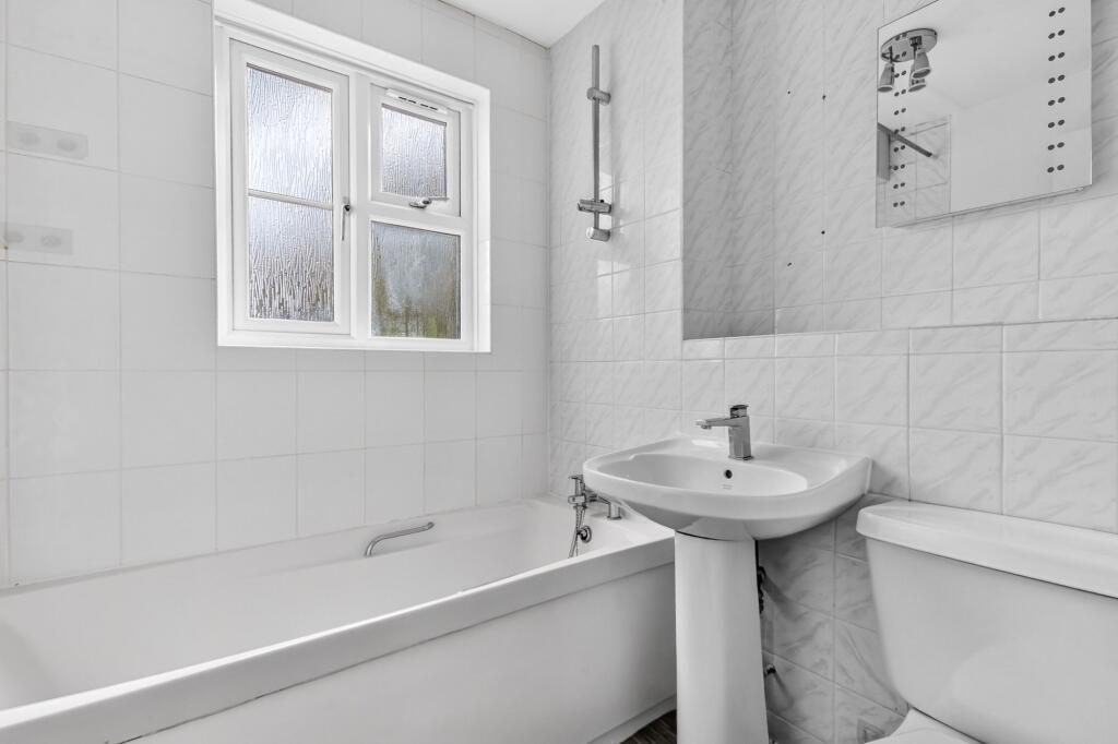 Apartment in Winkfield, Martin's Heron - More