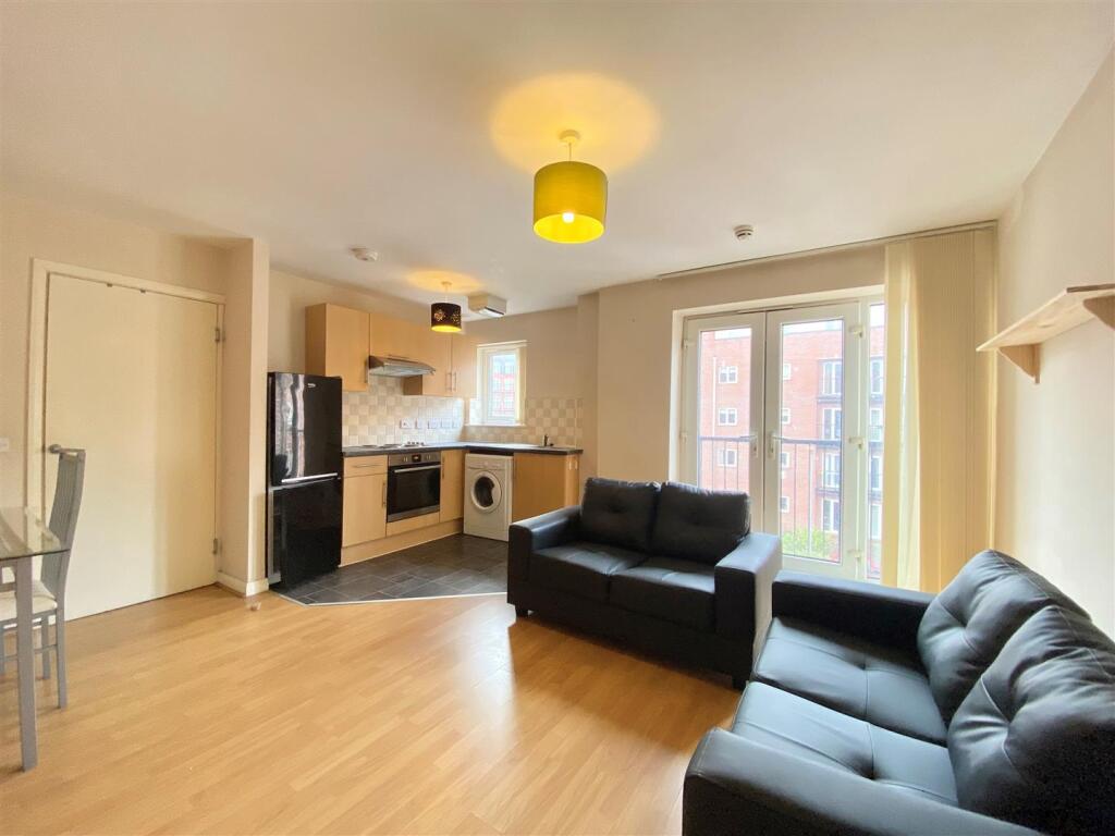 Apartment in Manchester - View 2