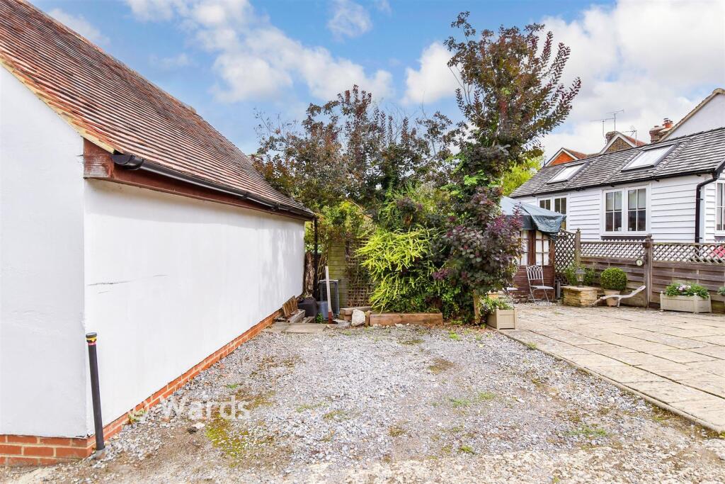 House in Maidstone, Loose - View 5