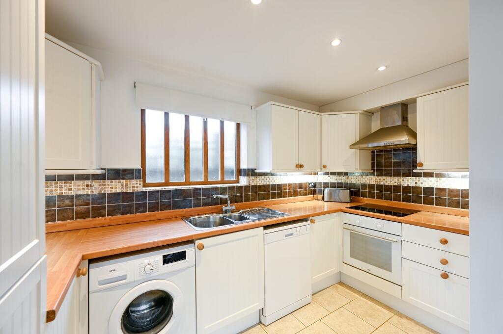 House in Tonbridge - View 3