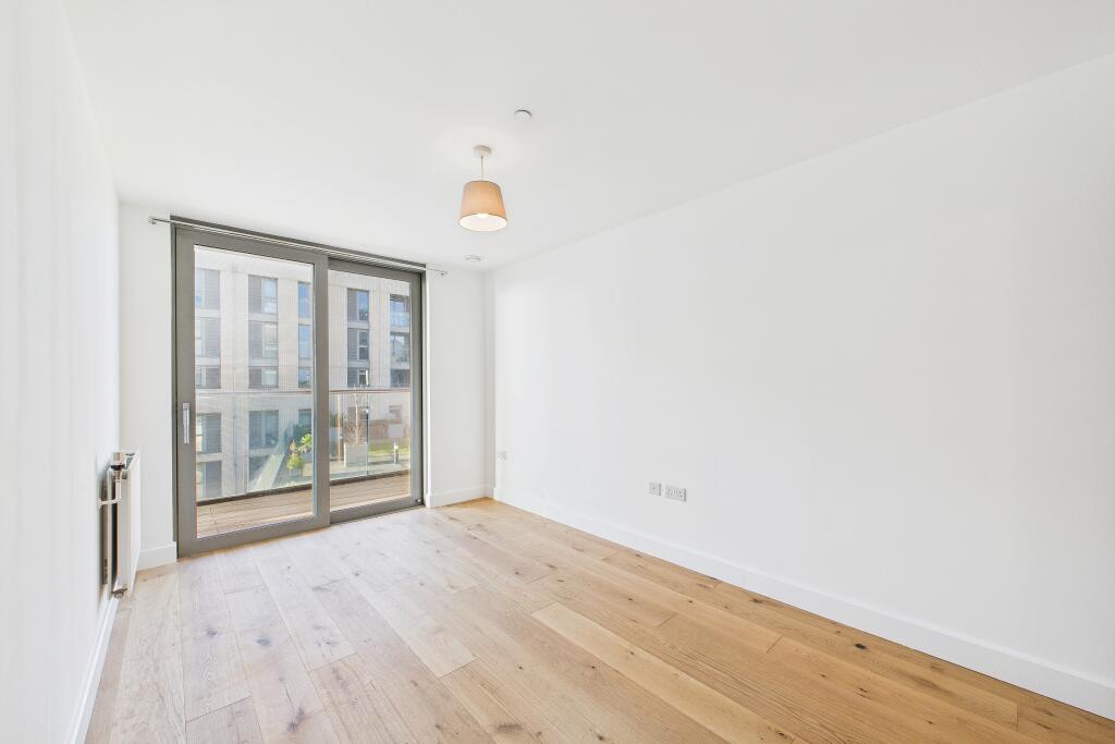 Apartment in London - More