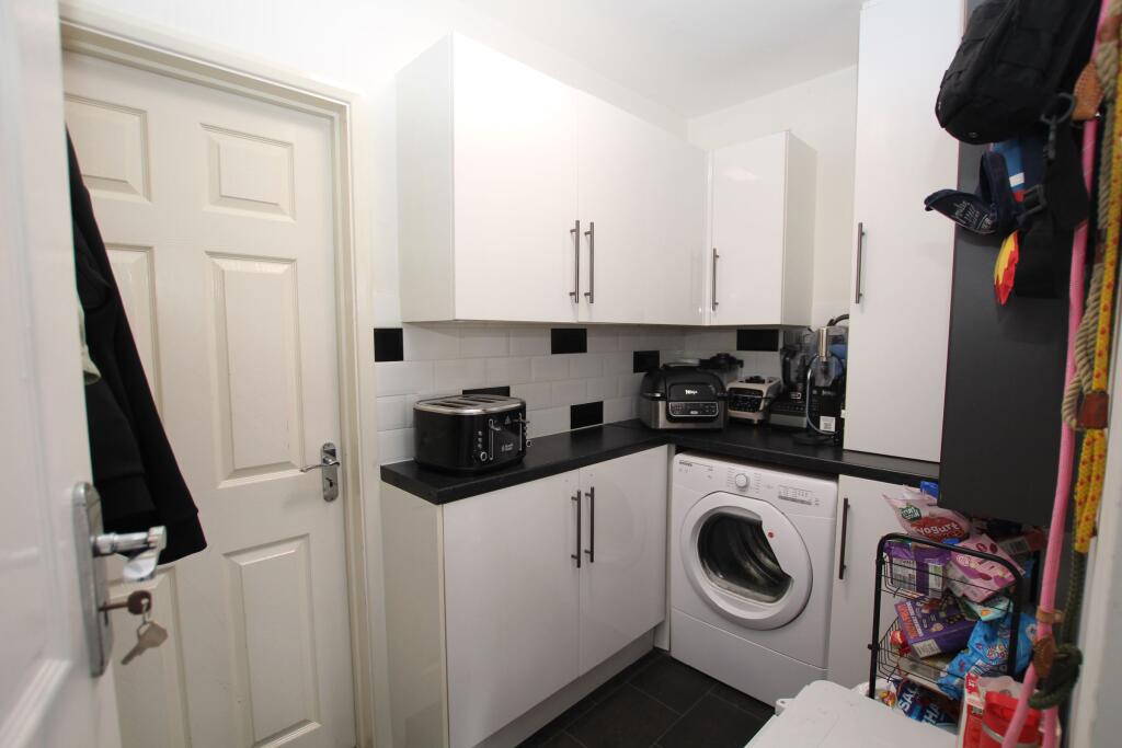 House in Clacton-on-Sea, Great Clacton - View 5