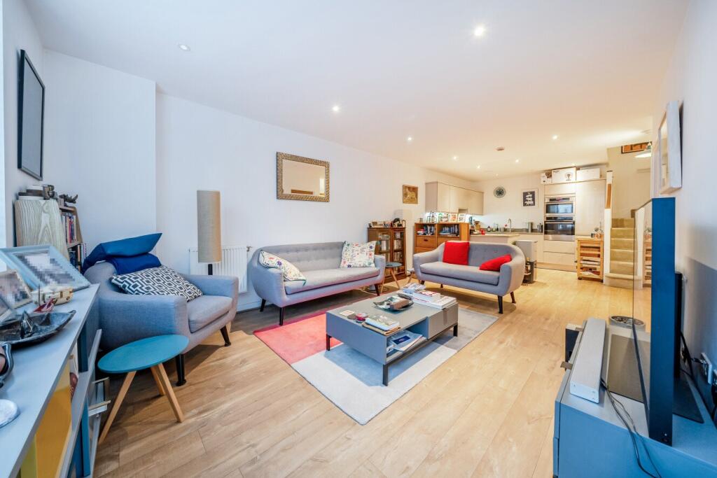 Main image of property: Boundaries Road, Balham, London, SW12