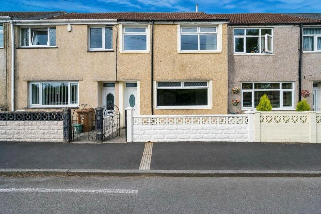 Main image of property: Glyngaer Road, Gelligaer, Hengoed, CF82 8FJ