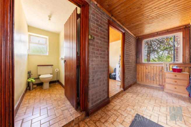 Hallway/WC/ Utility