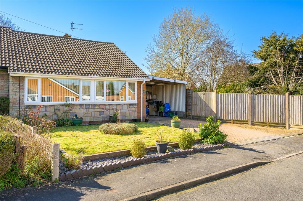 2-bed house on Ash Lea Drive, Donnington, Telford, Shropshire, TF2, £220,000