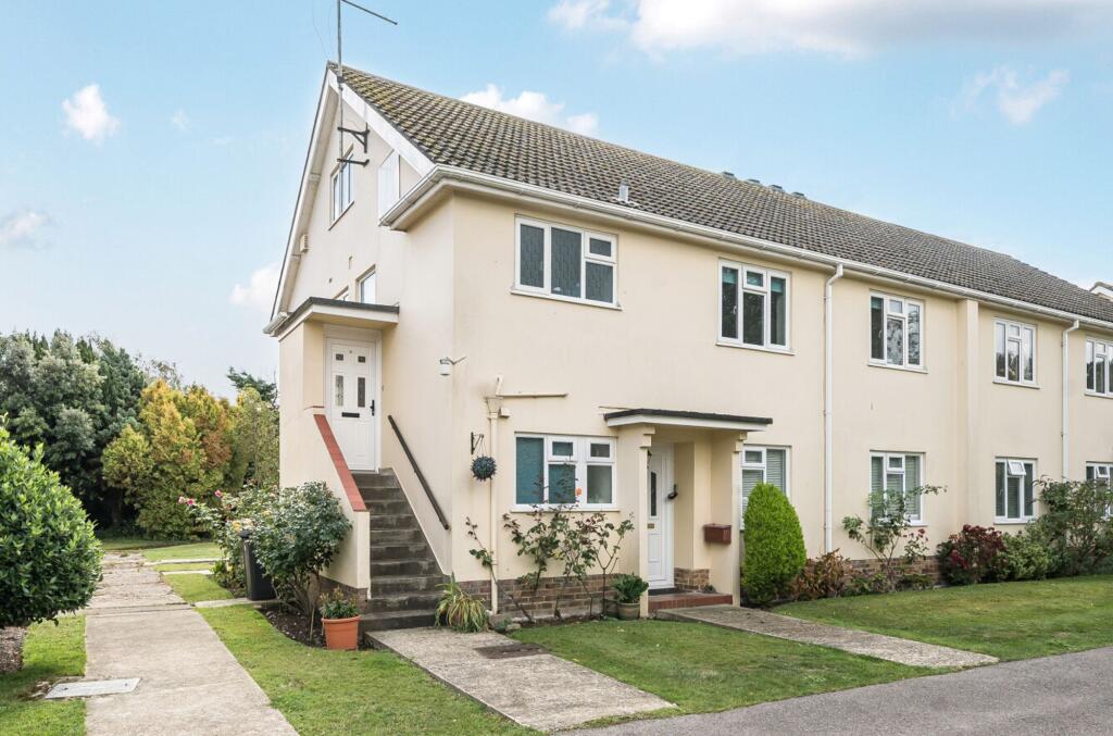 Main image of property: Harefield Gardens, Middleton-On-Sea, PO22