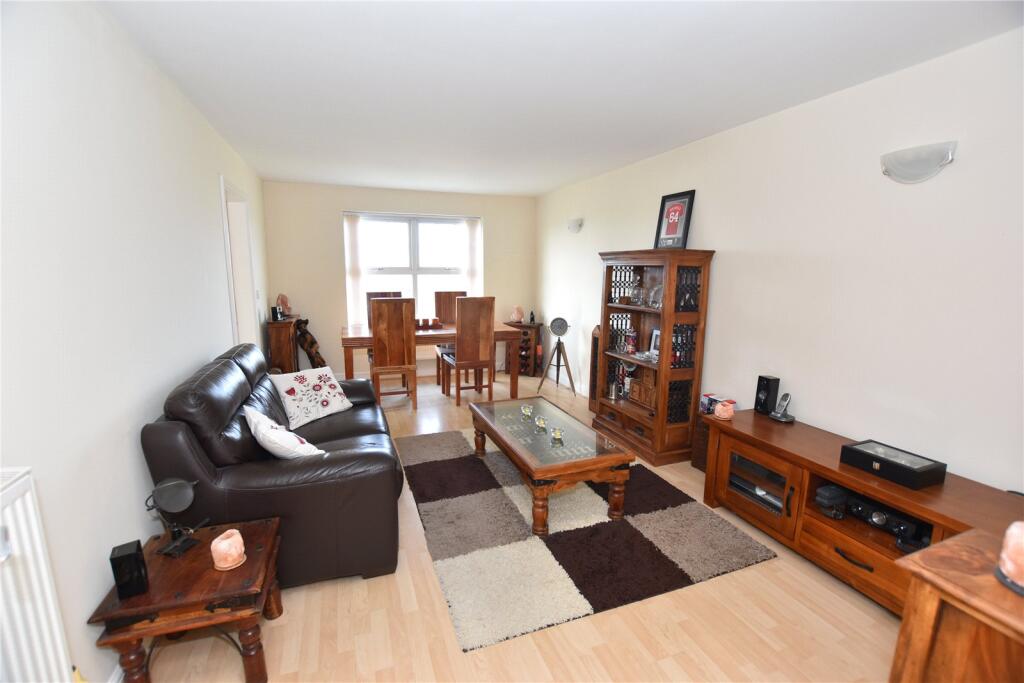 Apartment in Moreton, Liverpool City Region - View 4