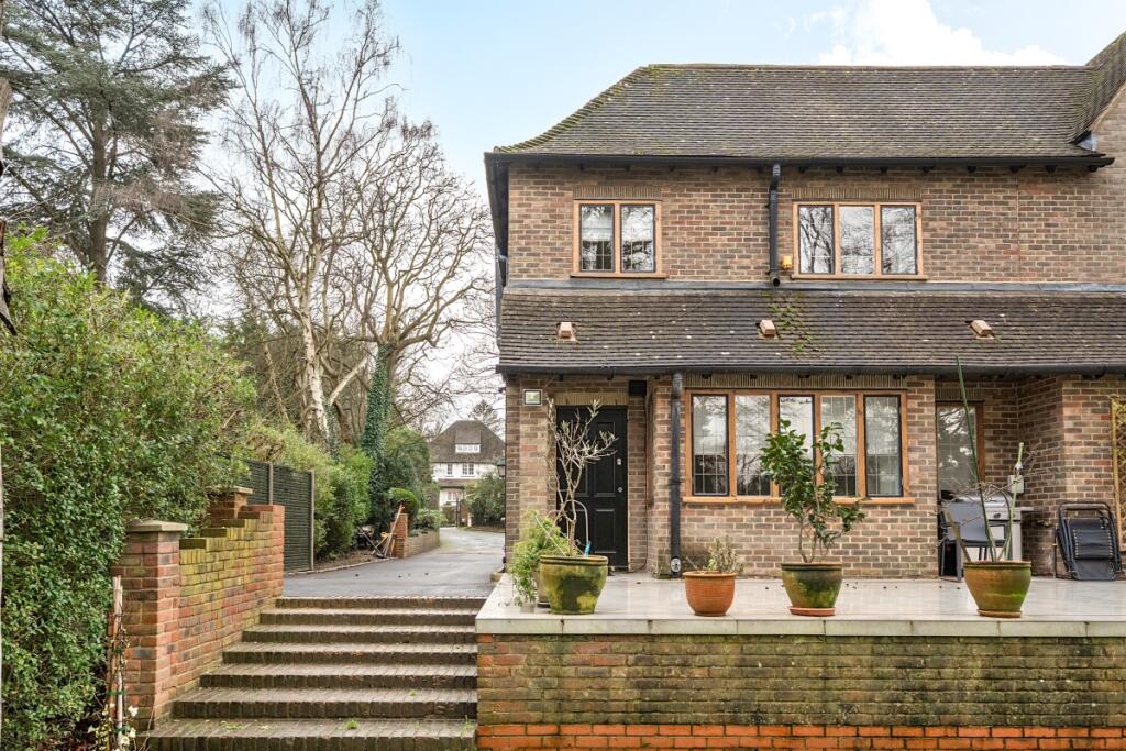 Main image of property: Purley Purley CR8