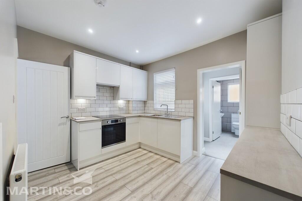 House in Tunbridge Wells, Kent - View 4