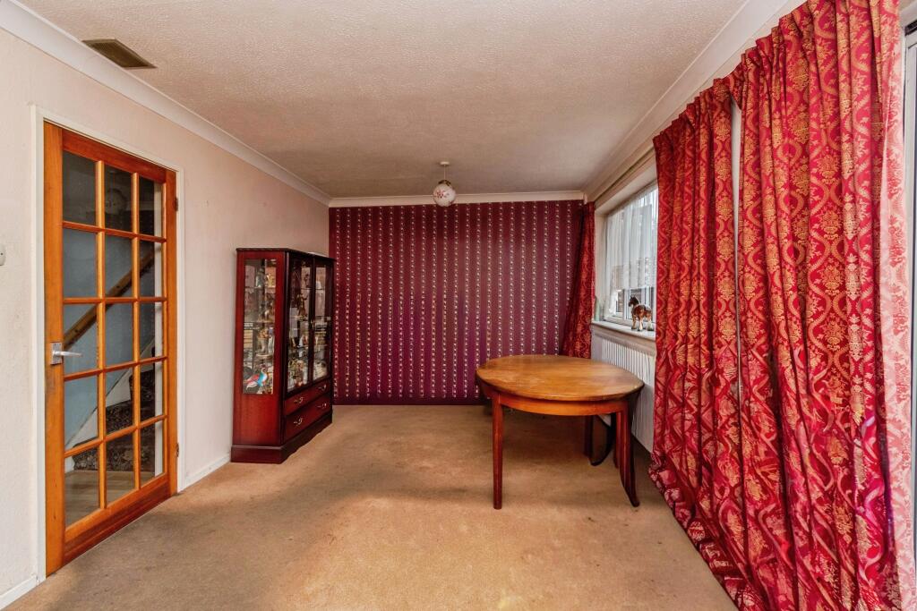 House in Wolverhampton, West Midlands - View 2