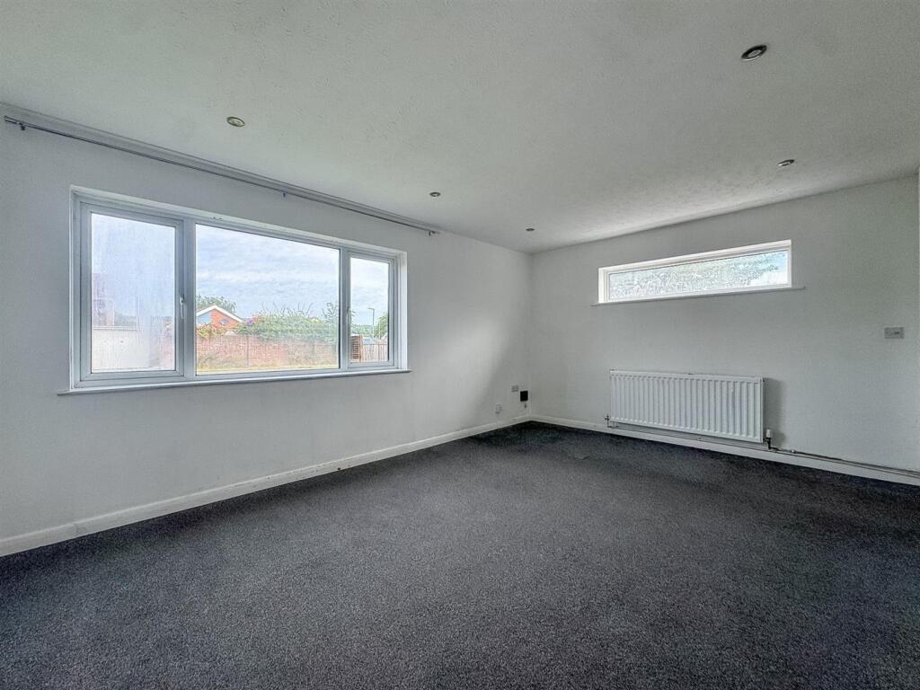 House in Weston-super-Mare, Mead Vale, Weston Village - View 2