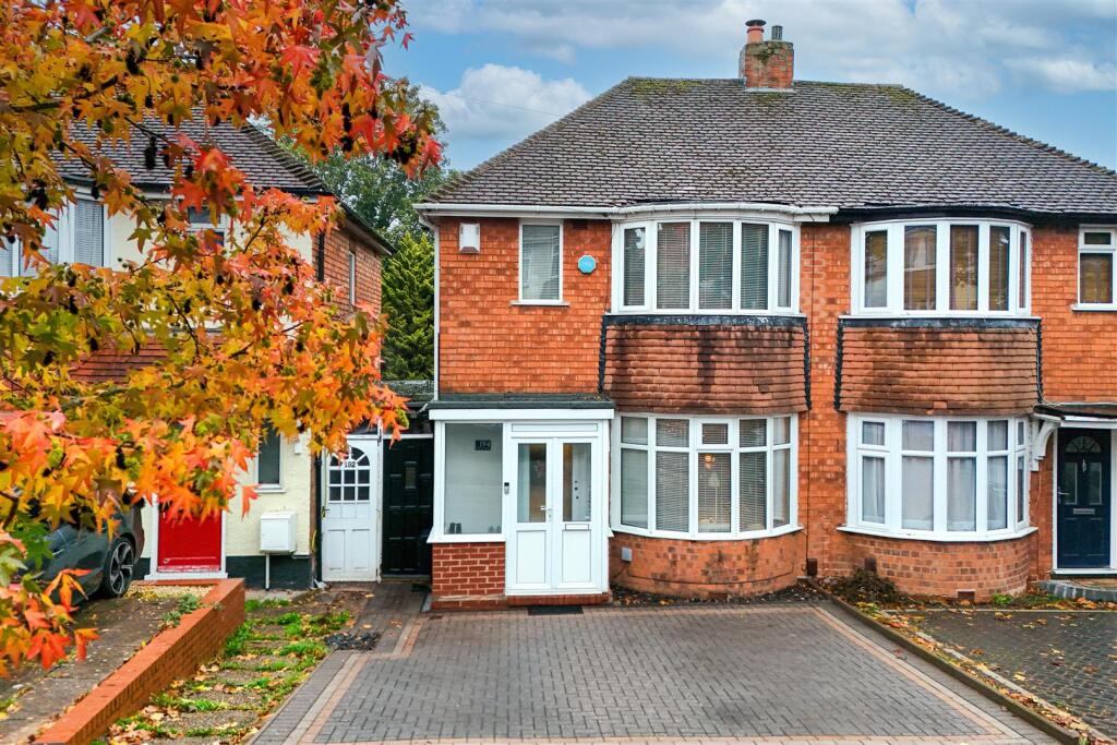 2-bed semi-detached on Charlbury Crescent, Yardley, Birmingham, £230,000