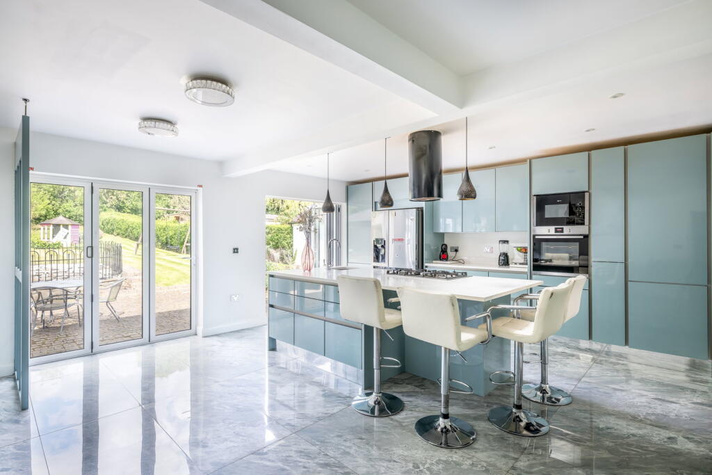 Codicote Road, Welwyn, AL6 9TT - View 3