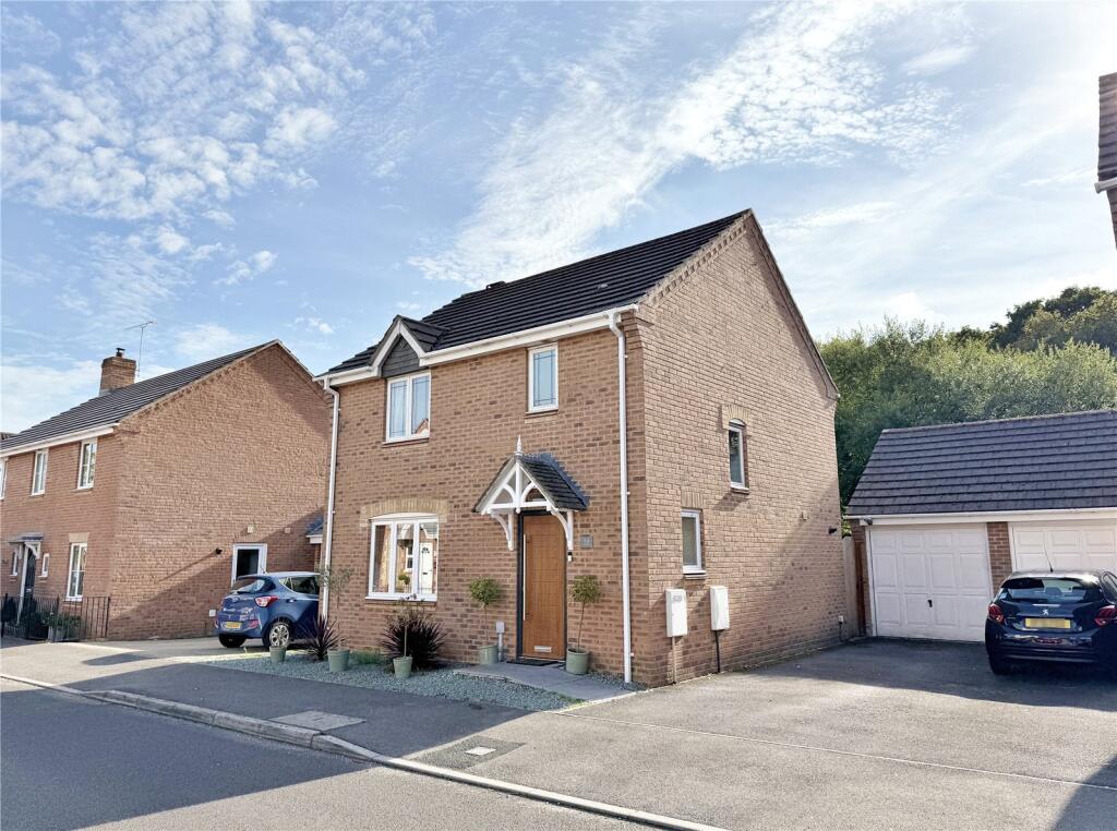 Main image of property: Kiln Way, Verwood, Dorset, BH31