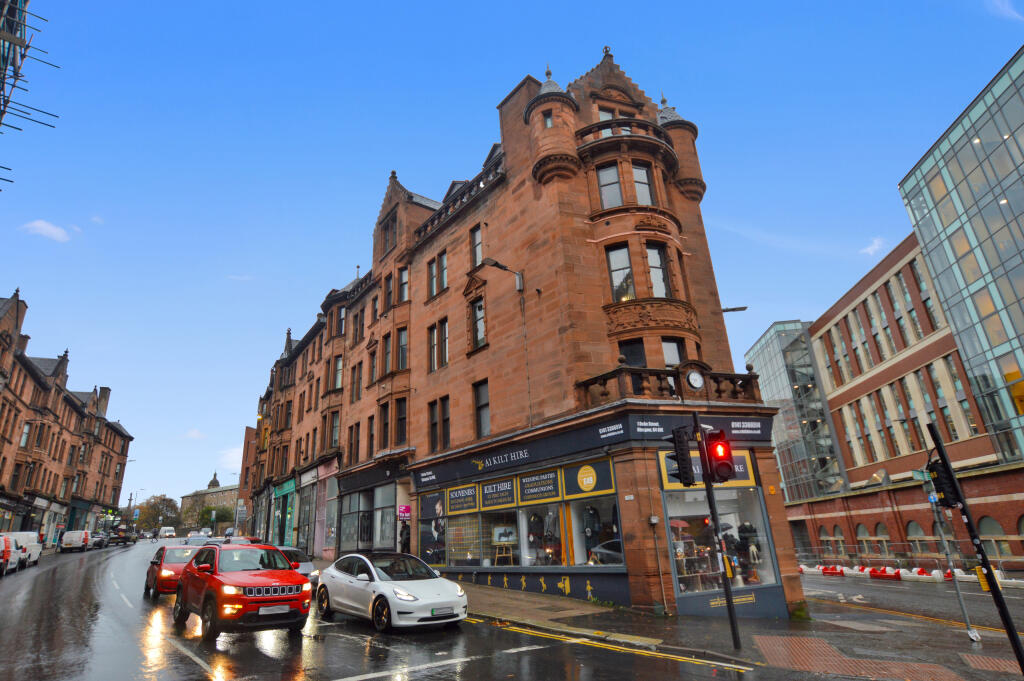 Main image of property: 252 High Street, Glasgow, G4 0QT