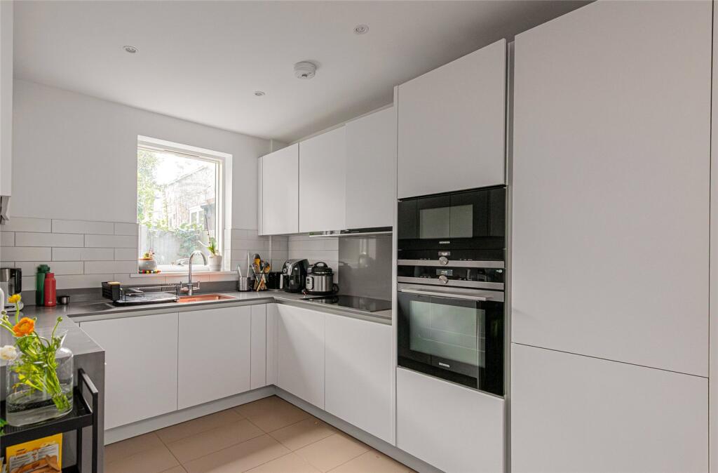 Apartment in London, Tufnell Park - View 3