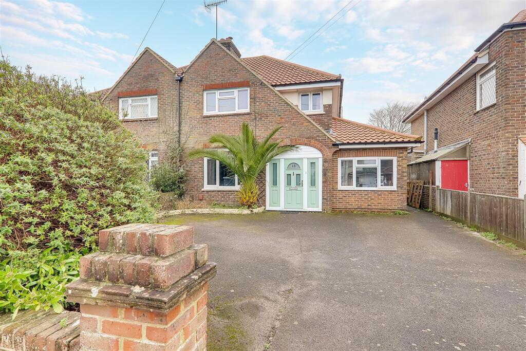 4-bed semi-detached on Lavington Road, Broadwater, Worthing, West Sussex, BN14 7SN, £550,000