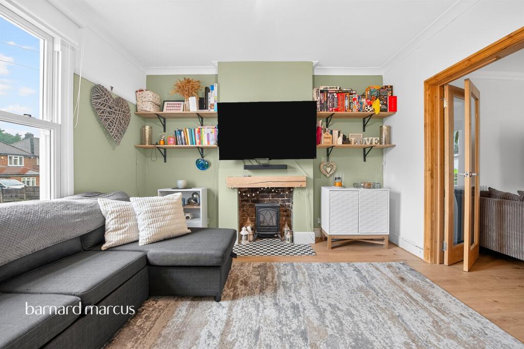 House in Redhill - View 3