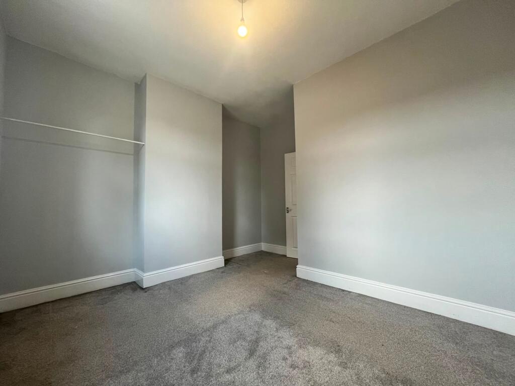 House in Newport - View 4
