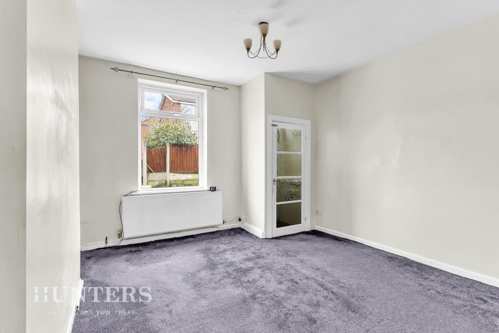 Alfred Street, Littleborough, OL15 8EE photo 3
