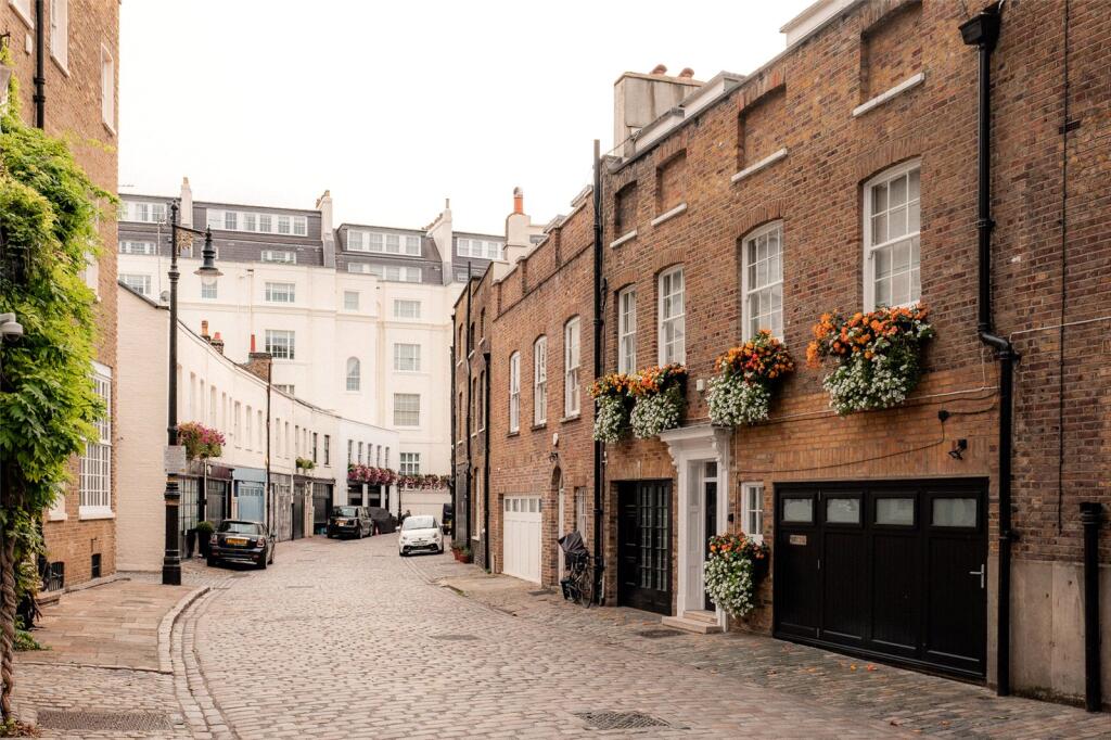 House in London - View 2