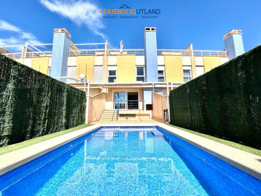 Main image of property: Valencia, Alicante, Cabo Roig